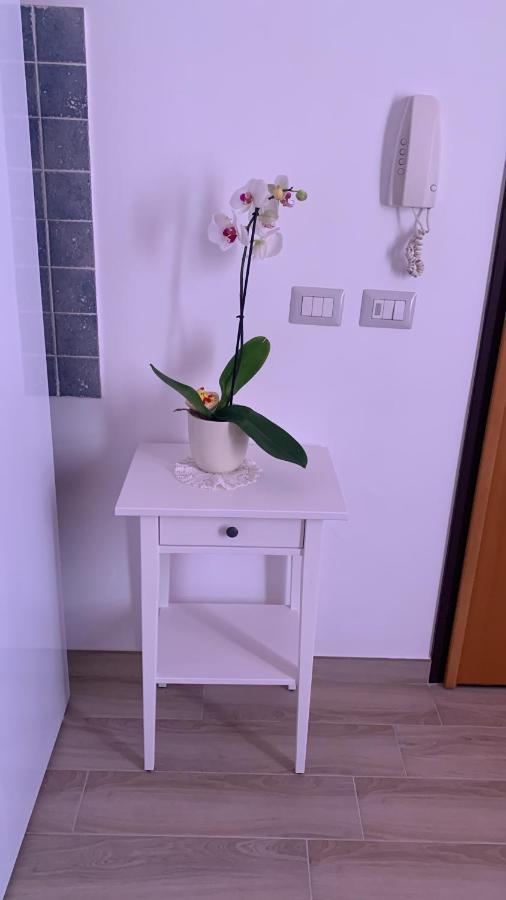 קליארי Holidays Apartment מראה חיצוני תמונה