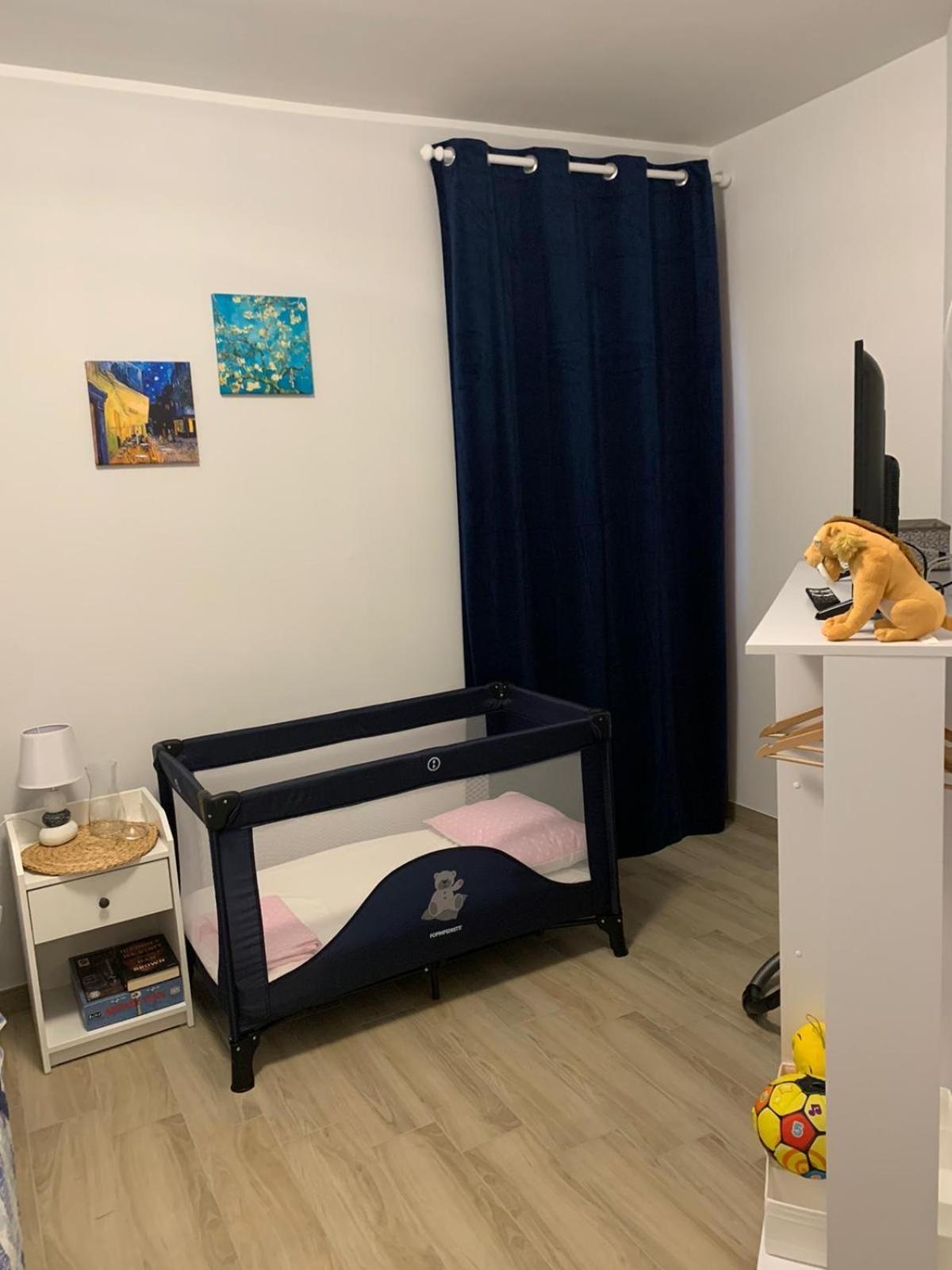 קליארי Holidays Apartment מראה חיצוני תמונה